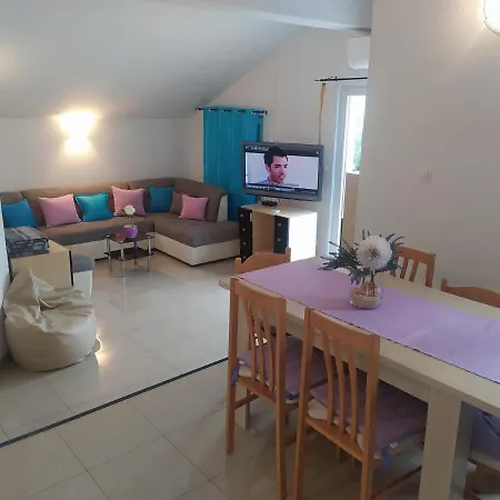 Trubi 3 Apartment *
