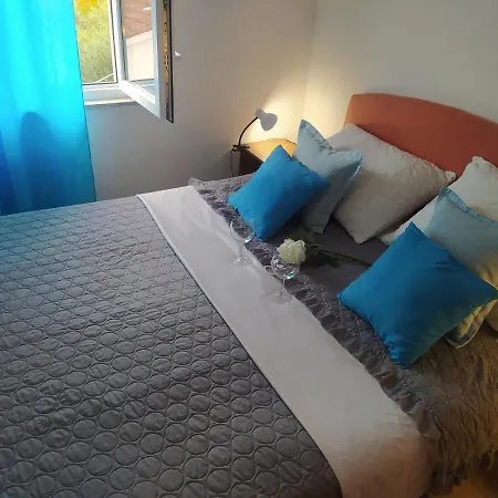 Apartment Trubi 3 *