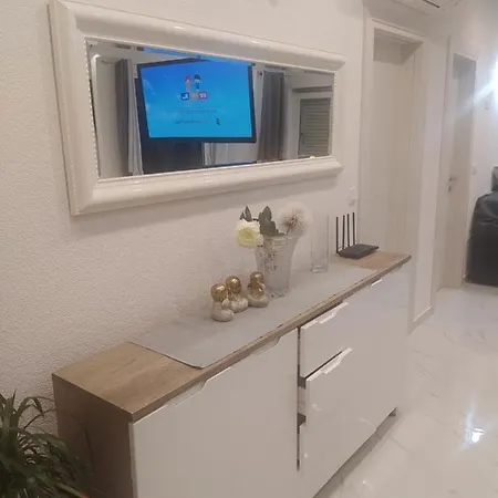 Trubi 3 Apartment