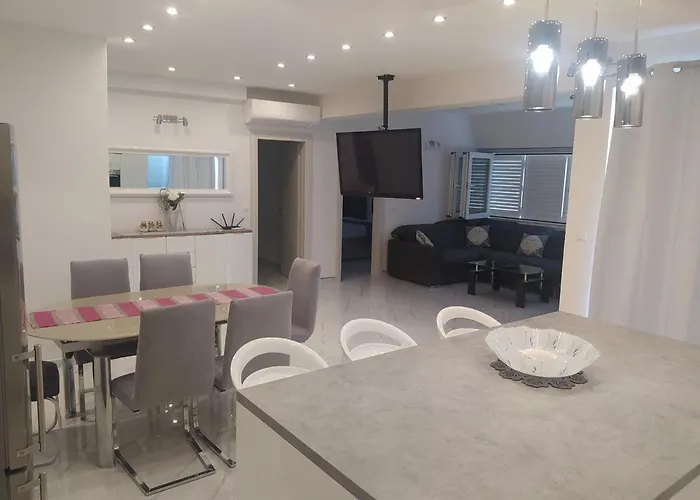 アパート Trubi 3 ヴォディツェ