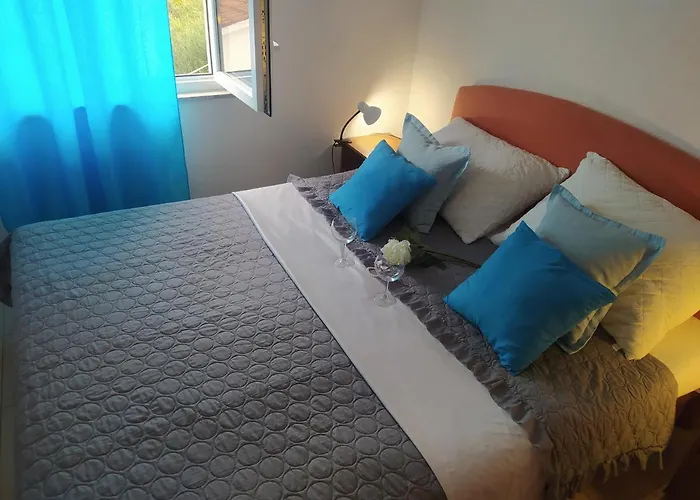 アパート Trubi 3 *