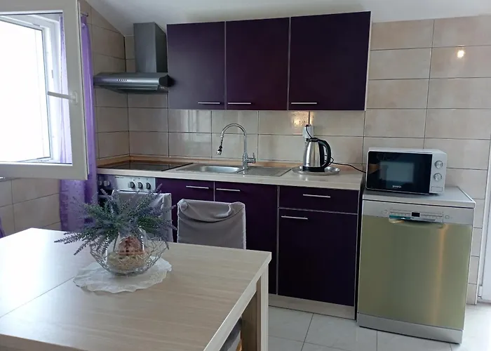 アパート Trubi 3