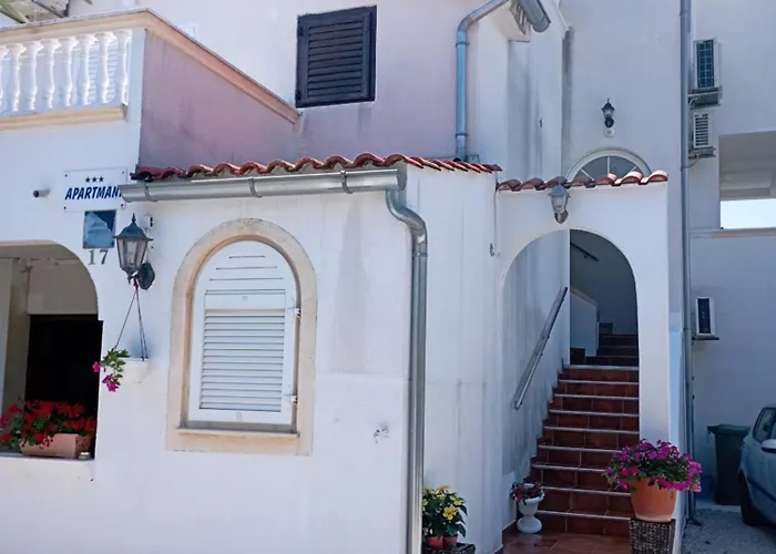 Trubi 3 アパート ヴォディツェ