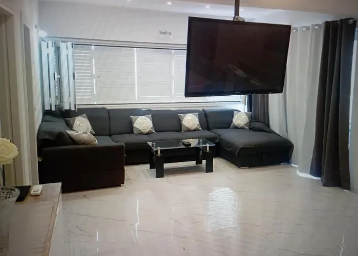 アパート Trubi 3 ヴォディツェ